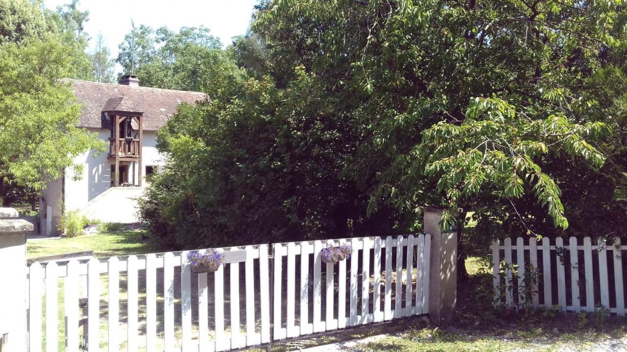 Besson Domaine Pastel Bed & Breakfast エクステリア 写真