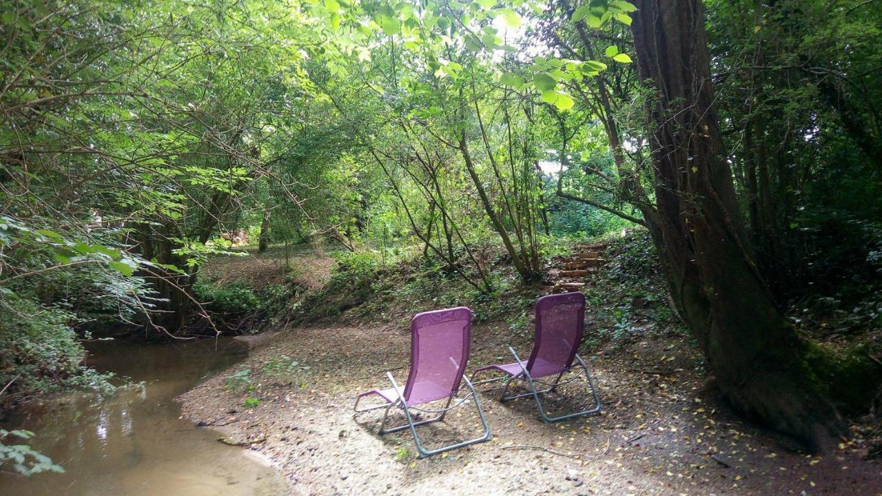 Besson Domaine Pastel Bed & Breakfast エクステリア 写真
